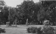 Parken med "Arbetaren"  av G. Larsson